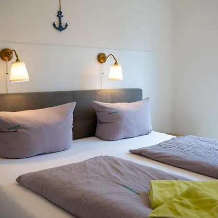 Appartementhaus Westerloog 18 *